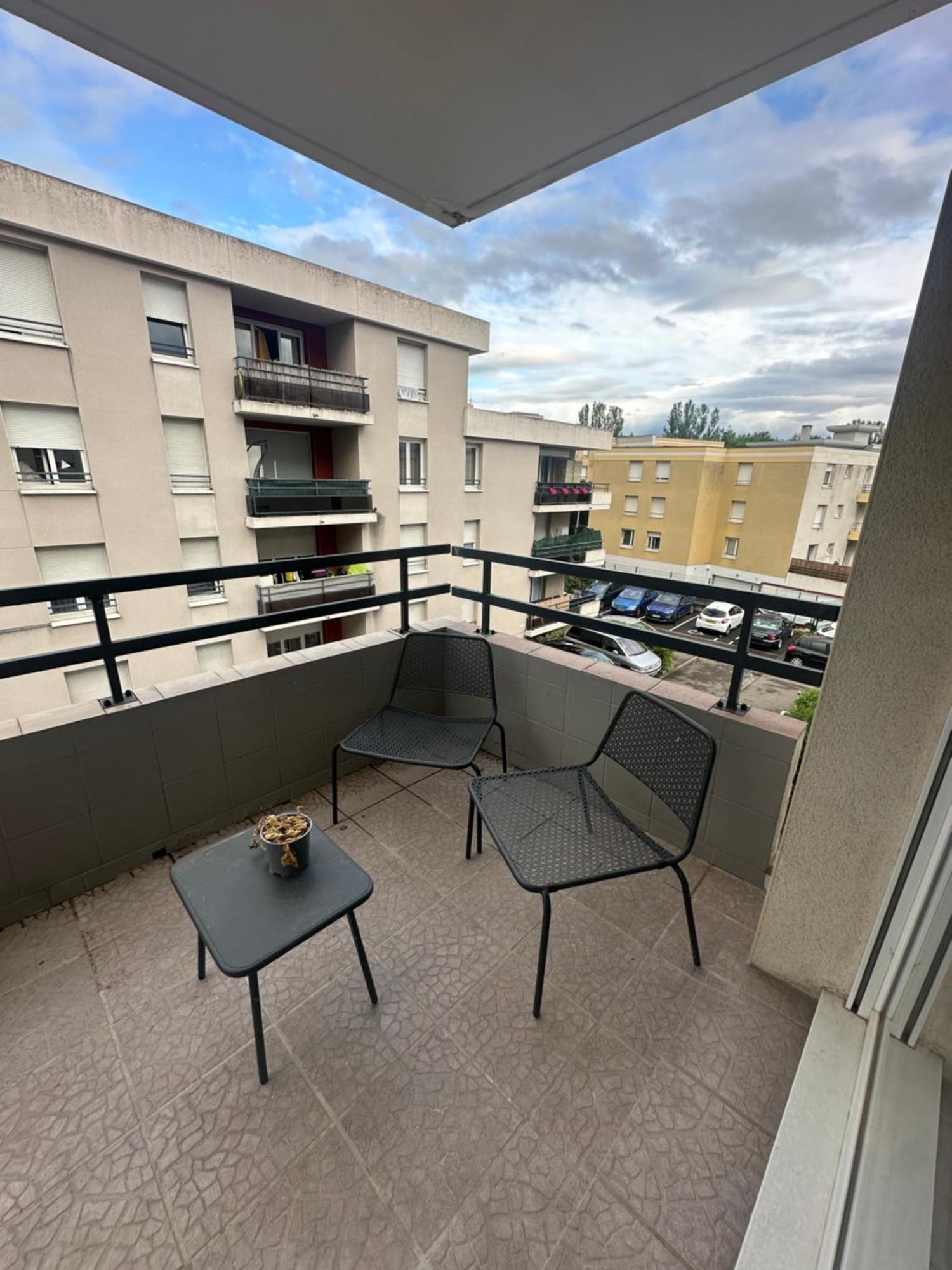 Tres Beau Trois Pieces Avec Vue Degagee Lägenhet Strasbourg Exteriör bild