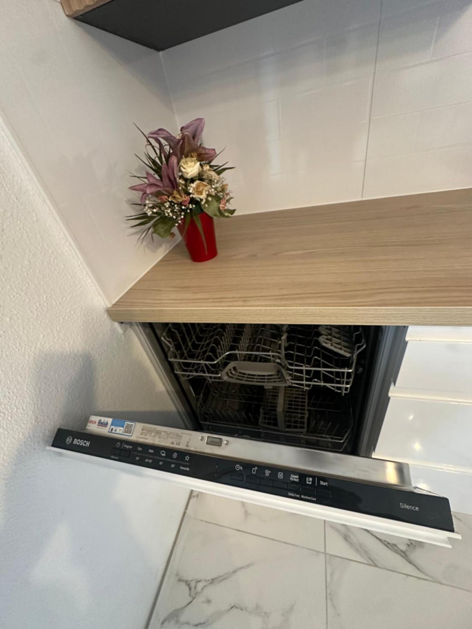 Tres Beau Trois Pieces Avec Vue Degagee Lägenhet Strasbourg Exteriör bild